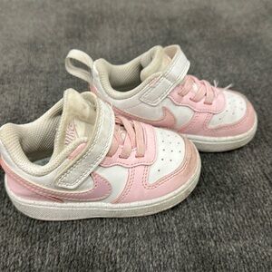 Nike court borough low recraft sneaker